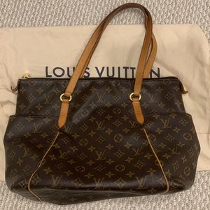 Louis Vuitton Totally Monogram Tote Bag